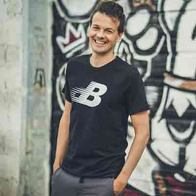 代理价直销的轰炸电话信息软件免费版